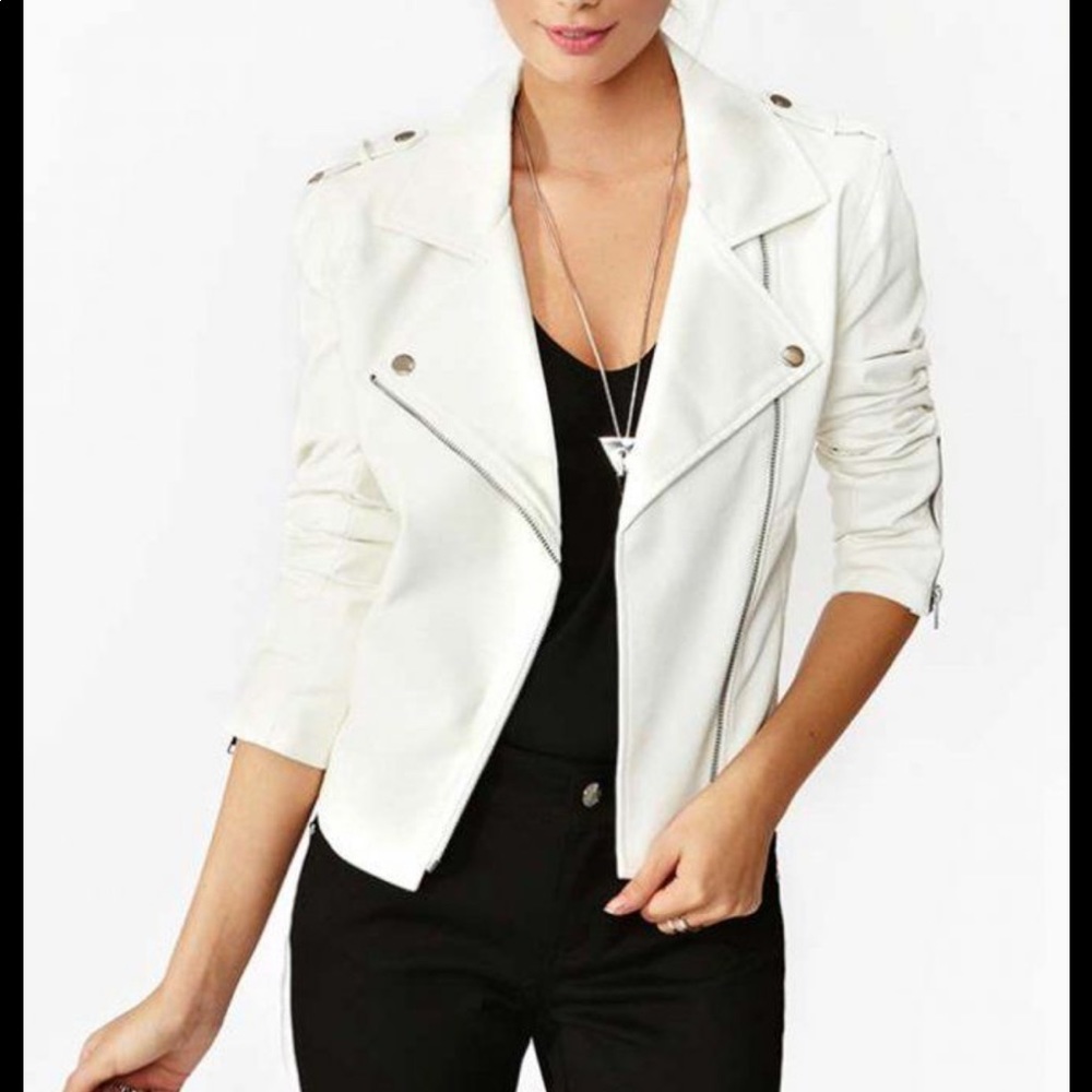 Cute white moto jacket!
